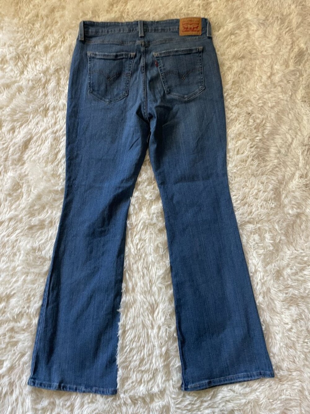 Levi's 726 High Rise Flare Jeans in Medium Blue Wash - Picture 6 of 11